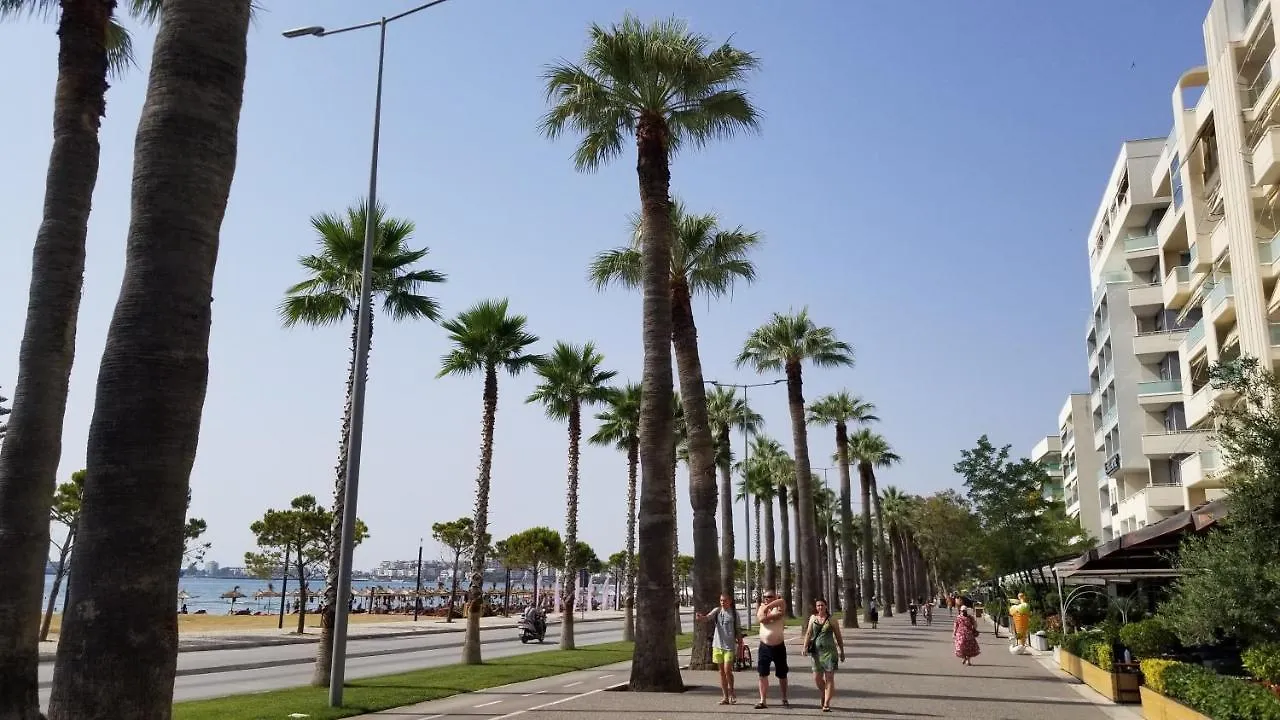 Seabreeze Lungomare Vlorë Apartamento
