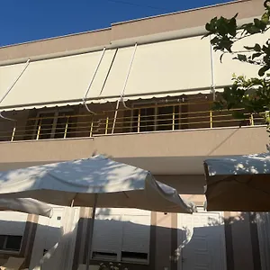  Apartment Villaroel 2 -apartments Near The